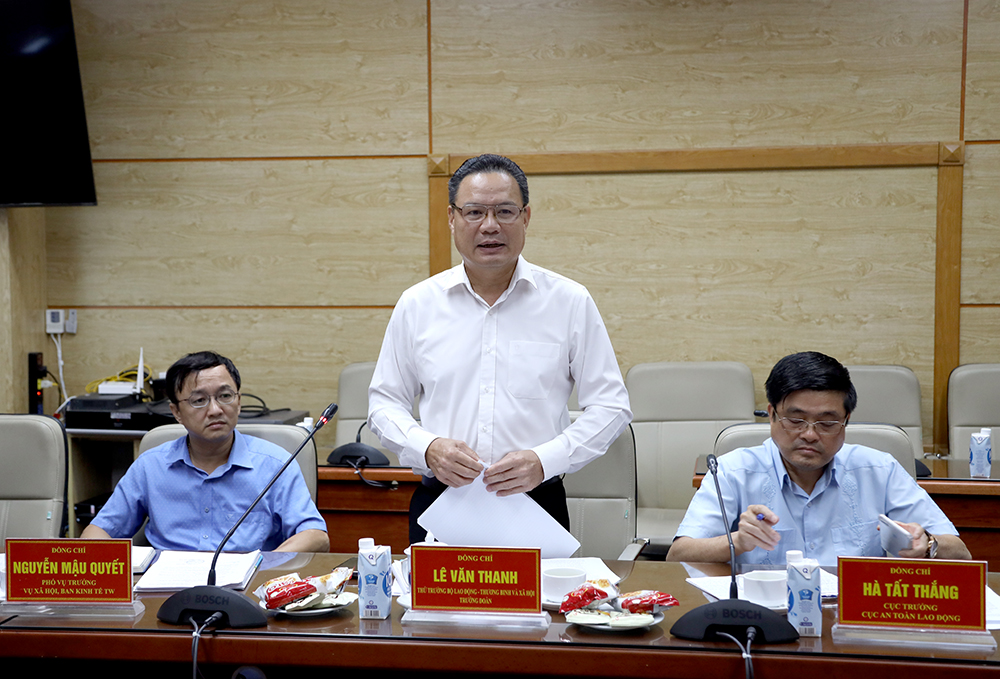 Thu truong Le Van Thanh