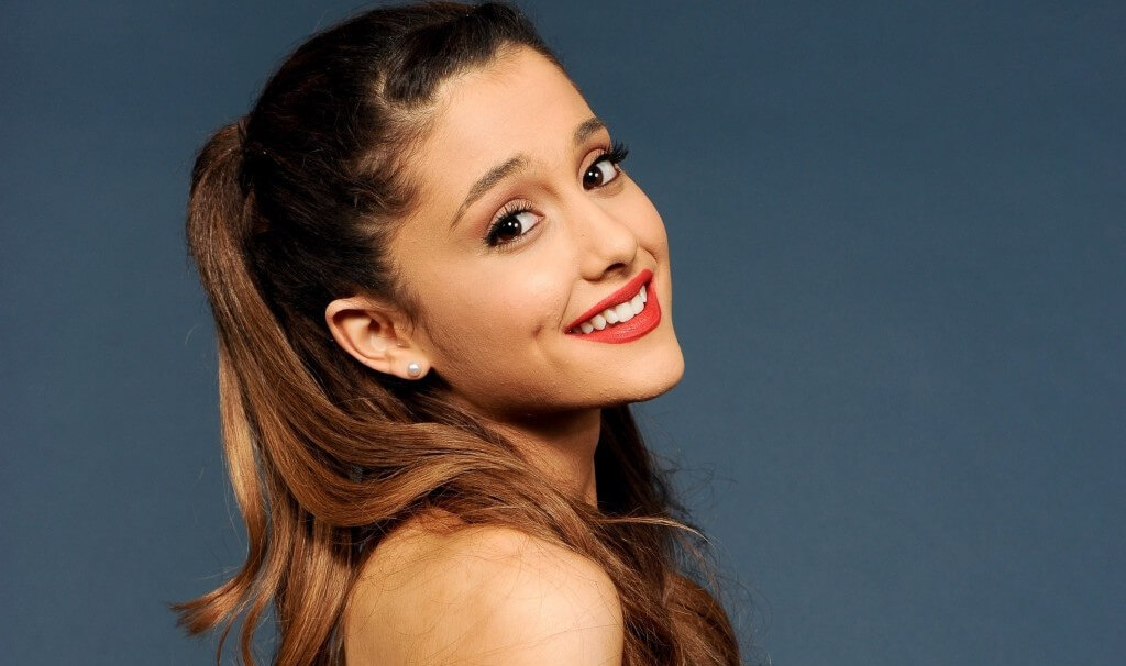 má lúm đồng tiền