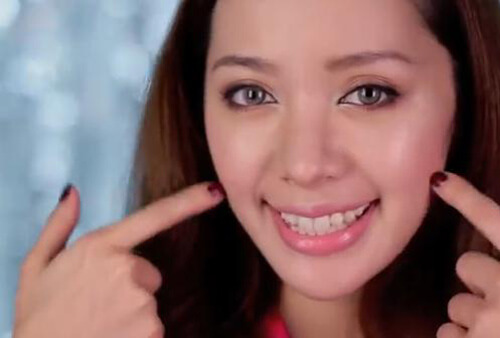 má lúm đồng tiền